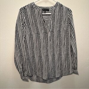 Jasmine & Juliana Black & White Striped Blouse Size Small